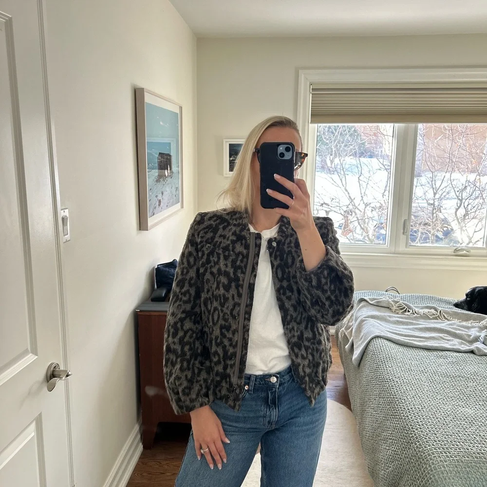 Banana Republic Leopard Print Bomber Jacket - Picture 4 of 4